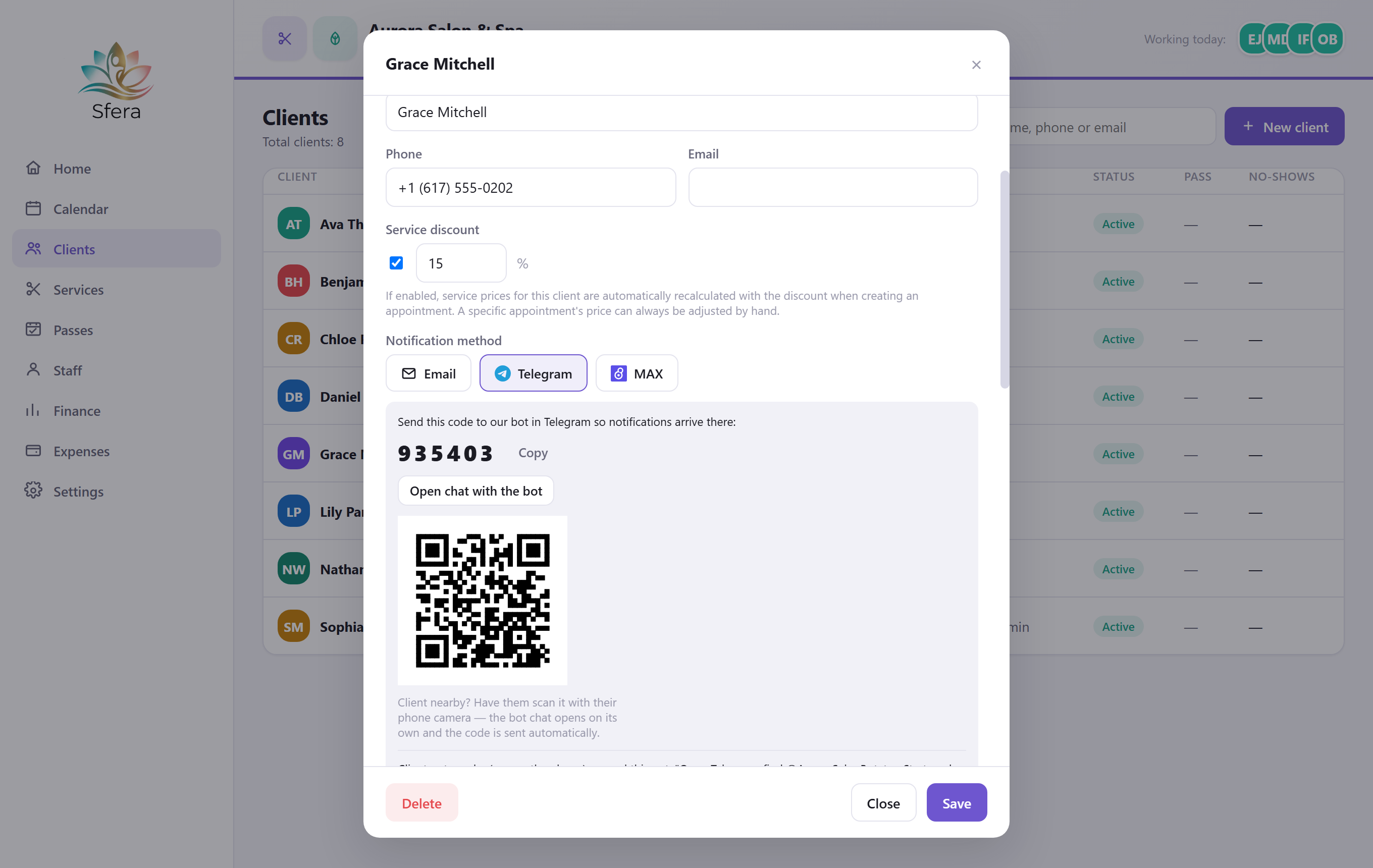 Client card: discount toggle and Telegram QR code for notifications